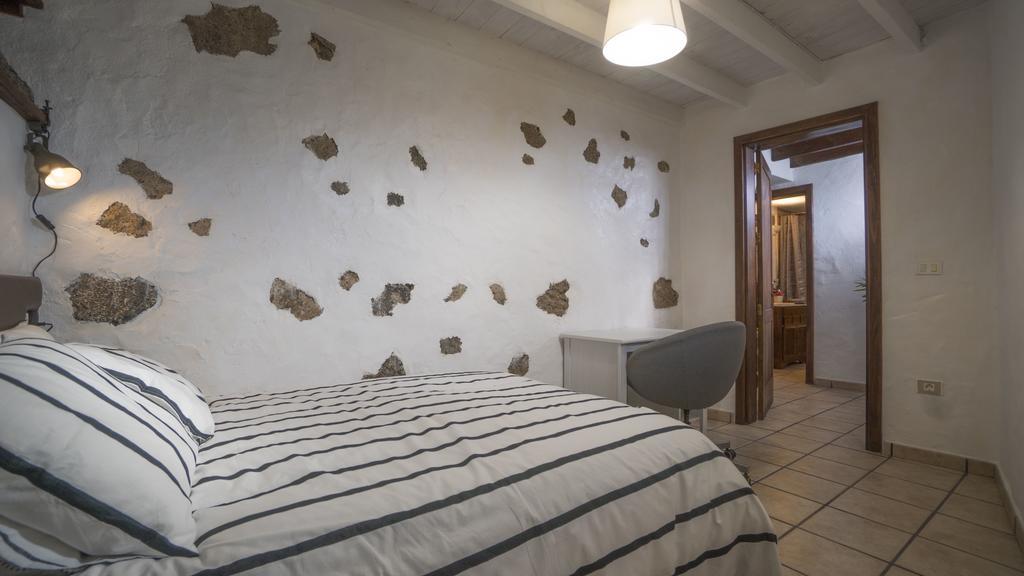 Villa With Amazing Views, Jacuzzi And Private Pool San Bartolomé Eksteriør billede